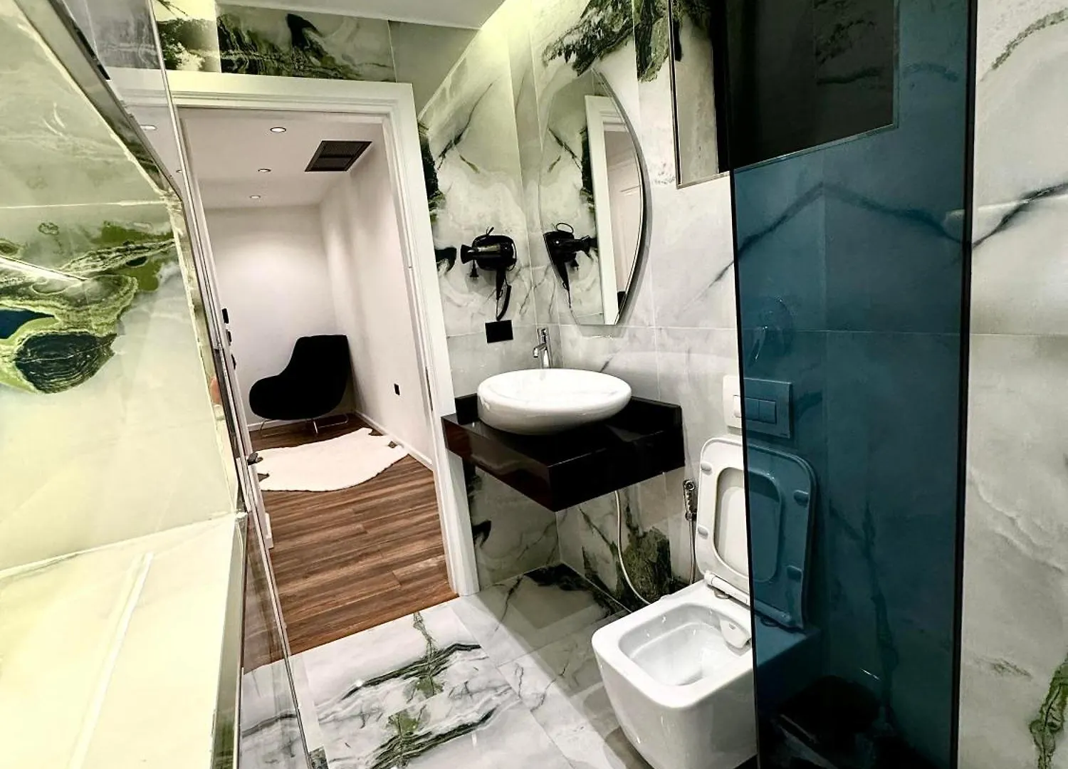 ****  Boutique Hotel Empire Of Martin Gjirokastër Albanie