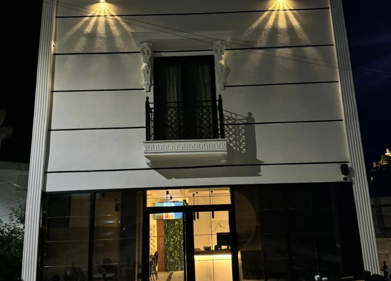 Boutique Hotel Empire Of Martin Gjirokastër