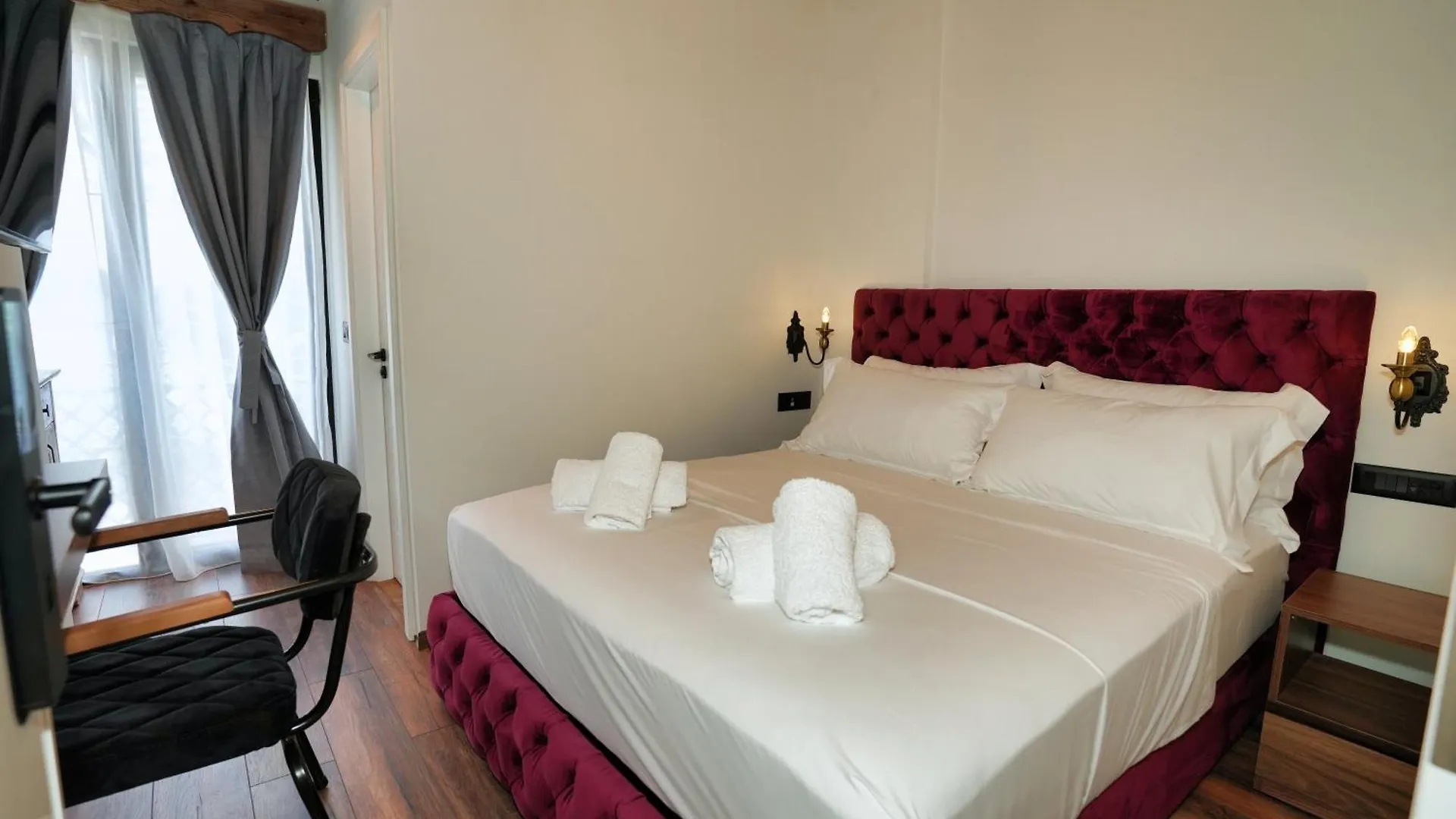 Boutique Hotel Empire Of Martin Gjirokastër
