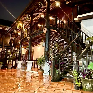vieng-savanh-boutique-hotel.hotelsluangprabang.com/