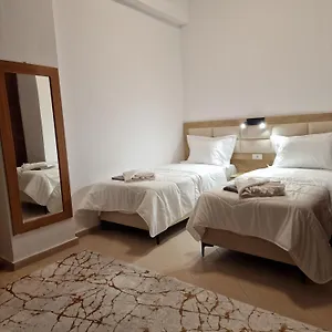 Antigona Appartement